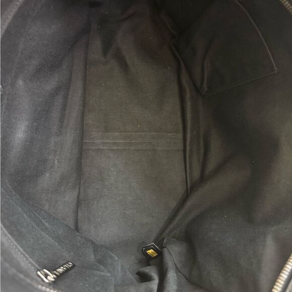 CHANEL Vintage 2007 Black Lambskin Leather CC Logo Medium Shoulder Bag - Picture 13 of 16